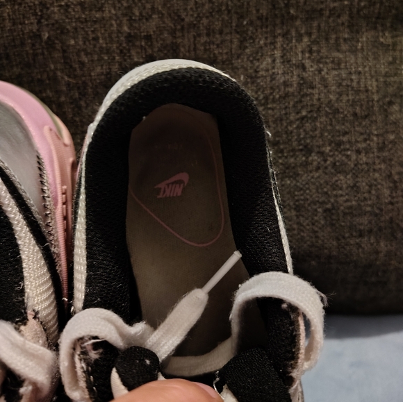 Nike Air Max - Picture 8 of 11